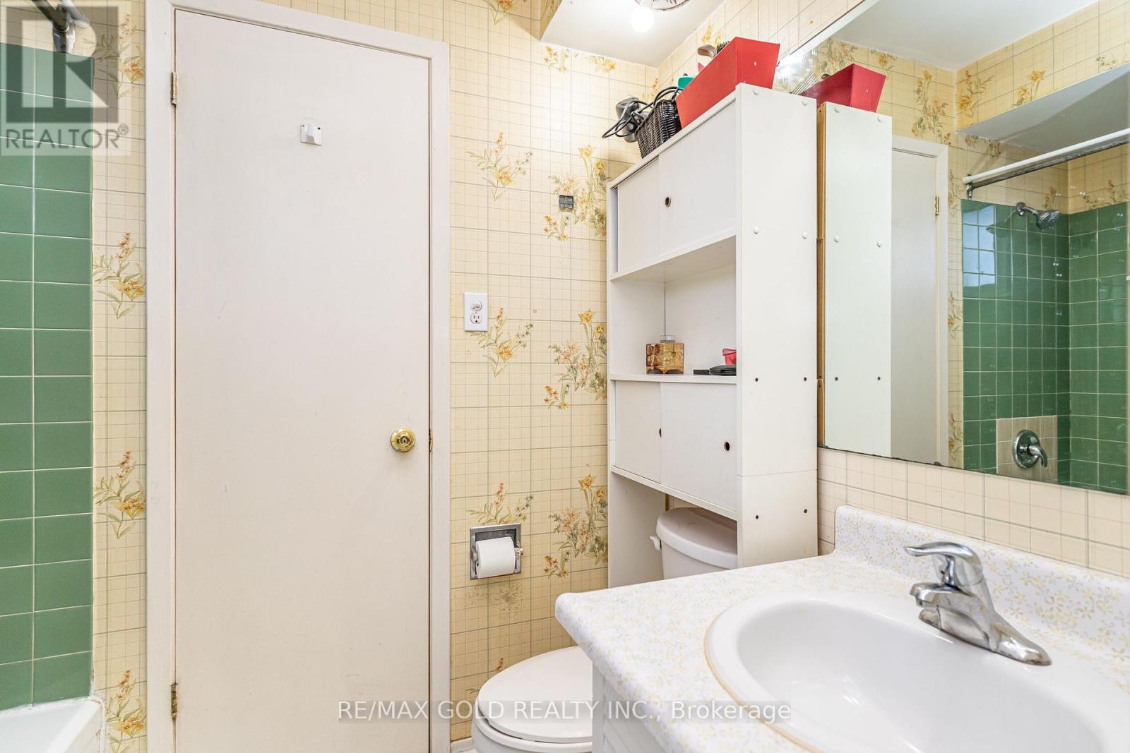 61 Deerfield Crescent, Brampton, Ontario L6T 1K8 - Photo 23 - W12562044