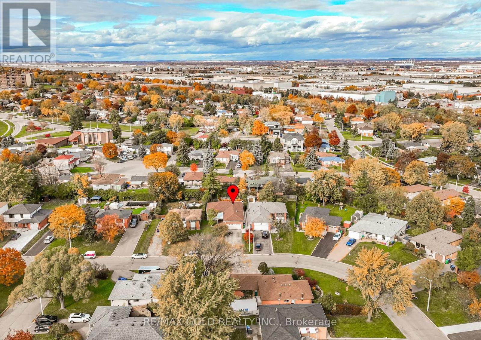 61 Deerfield Crescent, Brampton, Ontario L6T 1K8 - Photo 46 - W12562044