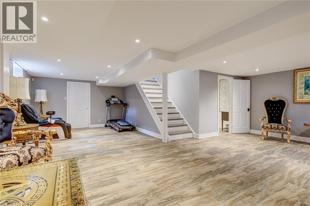 28 Stonegate Drive, Hamilton, Ontario  L9G 3R7 - Photo 41 - 40789544