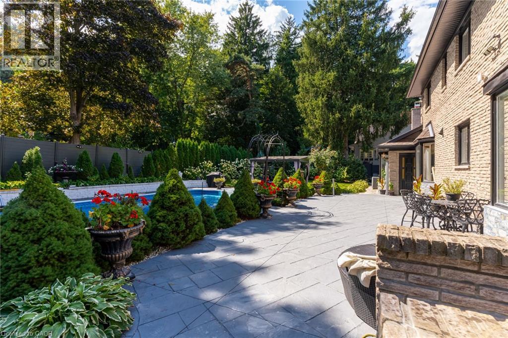 28 Stonegate Drive, Hamilton, Ontario  L9G 3R7 - Photo 42 - 40789544