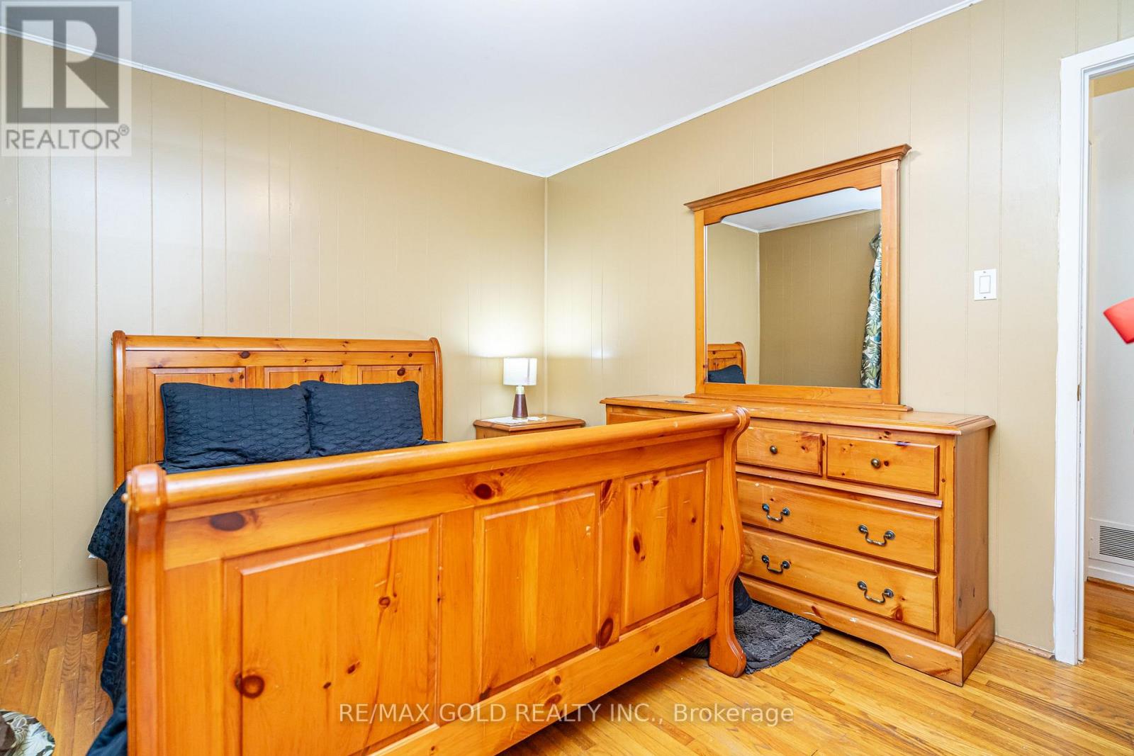 61 Deerfield Crescent, Brampton, Ontario L6T 1K8 - Photo 28 - W12562044