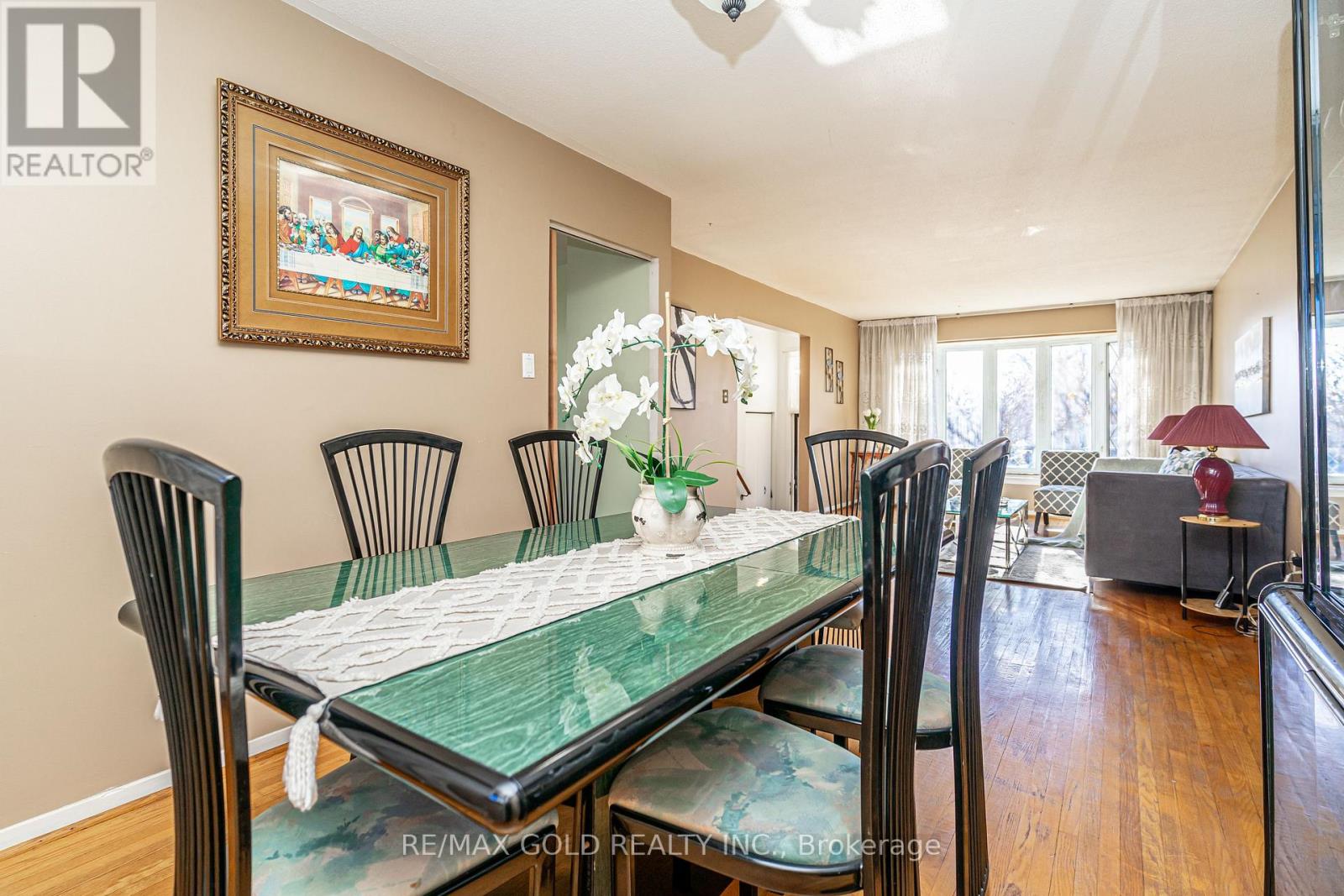 61 Deerfield Crescent, Brampton, Ontario L6T 1K8 - Photo 13 - W12562044