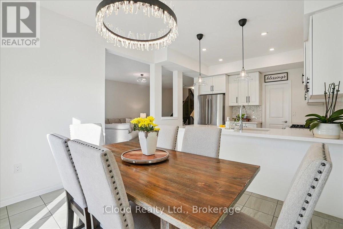 136 Dunrobin Lane, Grimsby, Ontario  L3M 0H4 - Photo 11 - X12508996