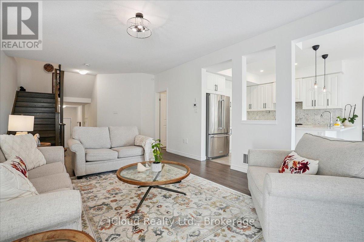 136 Dunrobin Lane, Grimsby, Ontario  L3M 0H4 - Photo 9 - X12508996