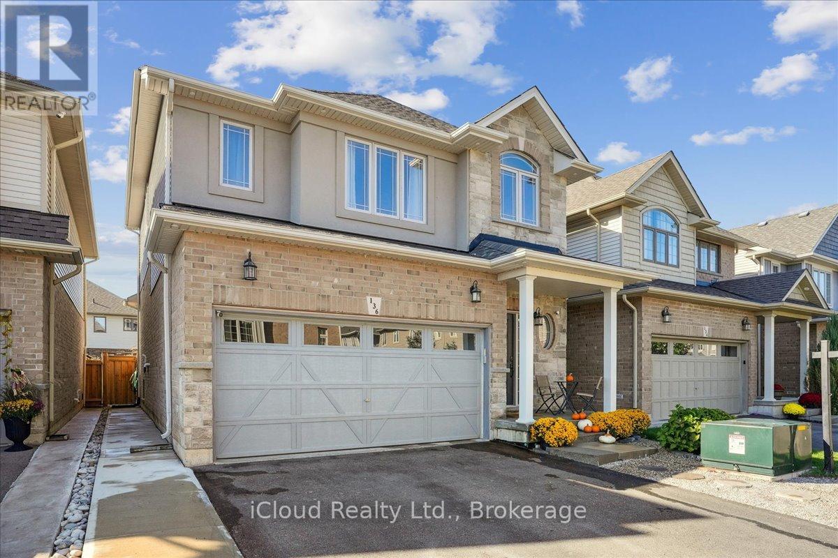 136 Dunrobin Lane, Grimsby, Ontario  L3M 0H4 - Photo 3 - X12508996