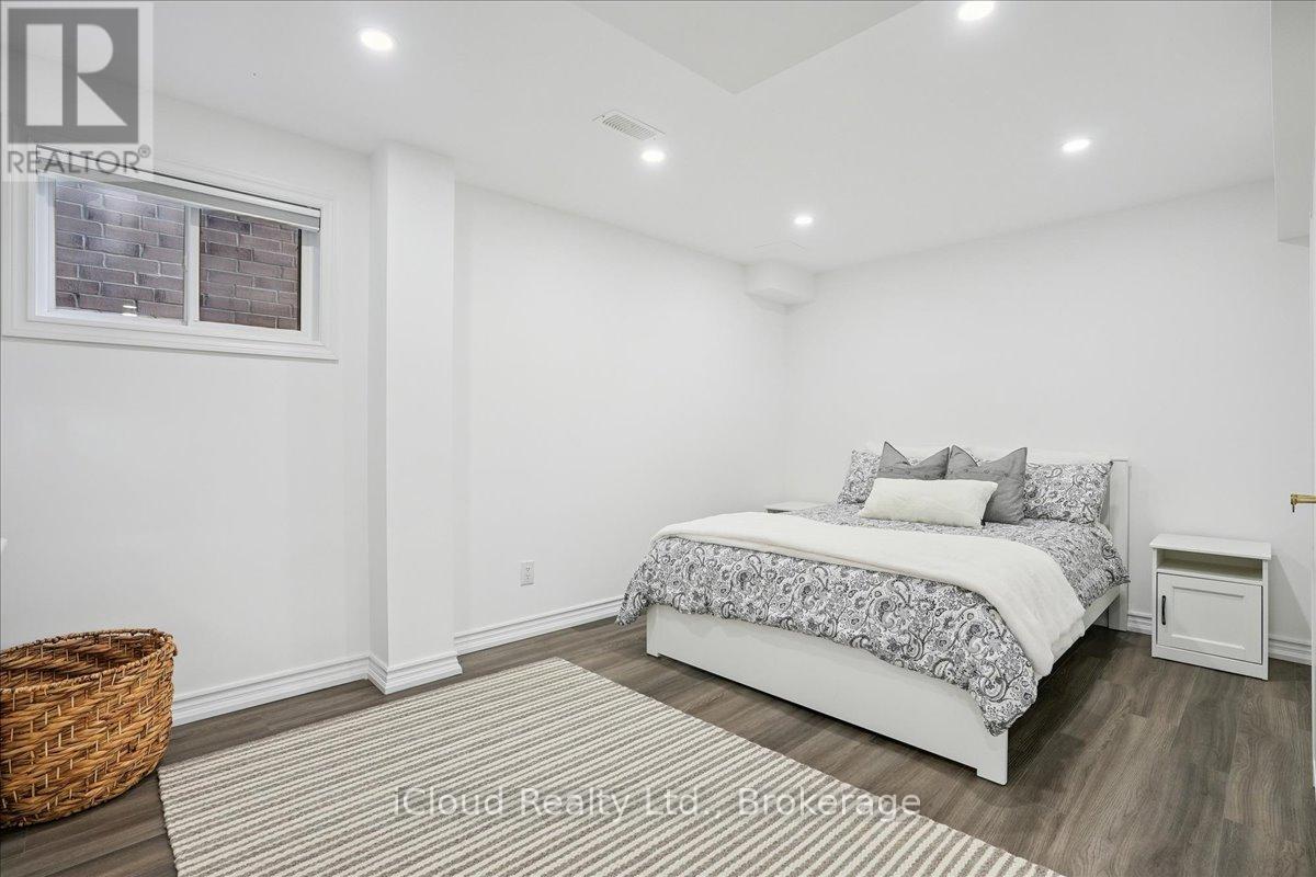 136 Dunrobin Lane, Grimsby, Ontario  L3M 0H4 - Photo 30 - X12508996