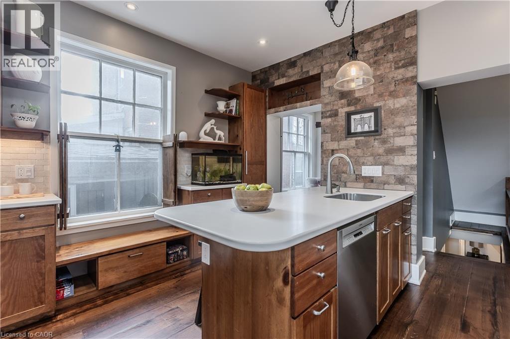 2154 Caroline Street, Burlington, Ontario  L7R 1M1 - Photo 14 - 40789068