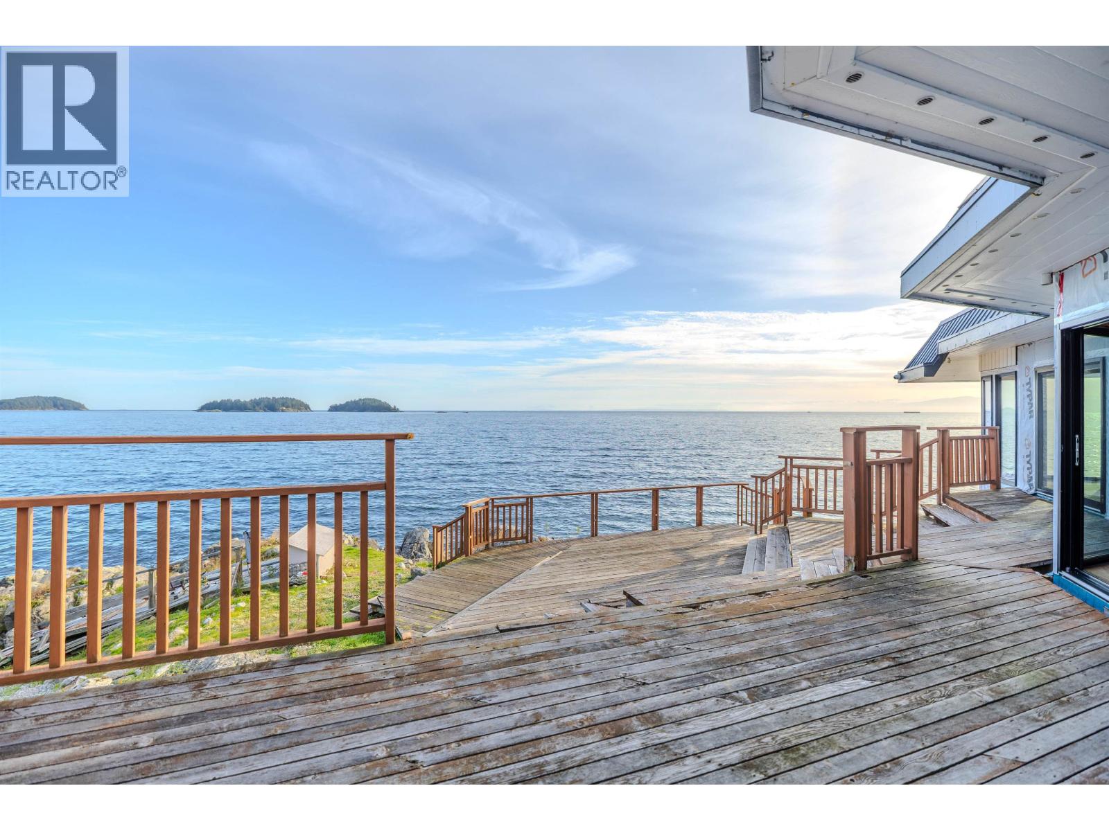 5482 Hill Road, Sechelt, British Columbia  V7Z 0N2 - Photo 13 - R3069029