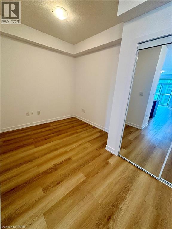 470 Dundas Street E Unit# 815, Waterdown, Ontario  L8B 2A6 - Photo 3 - 40789622