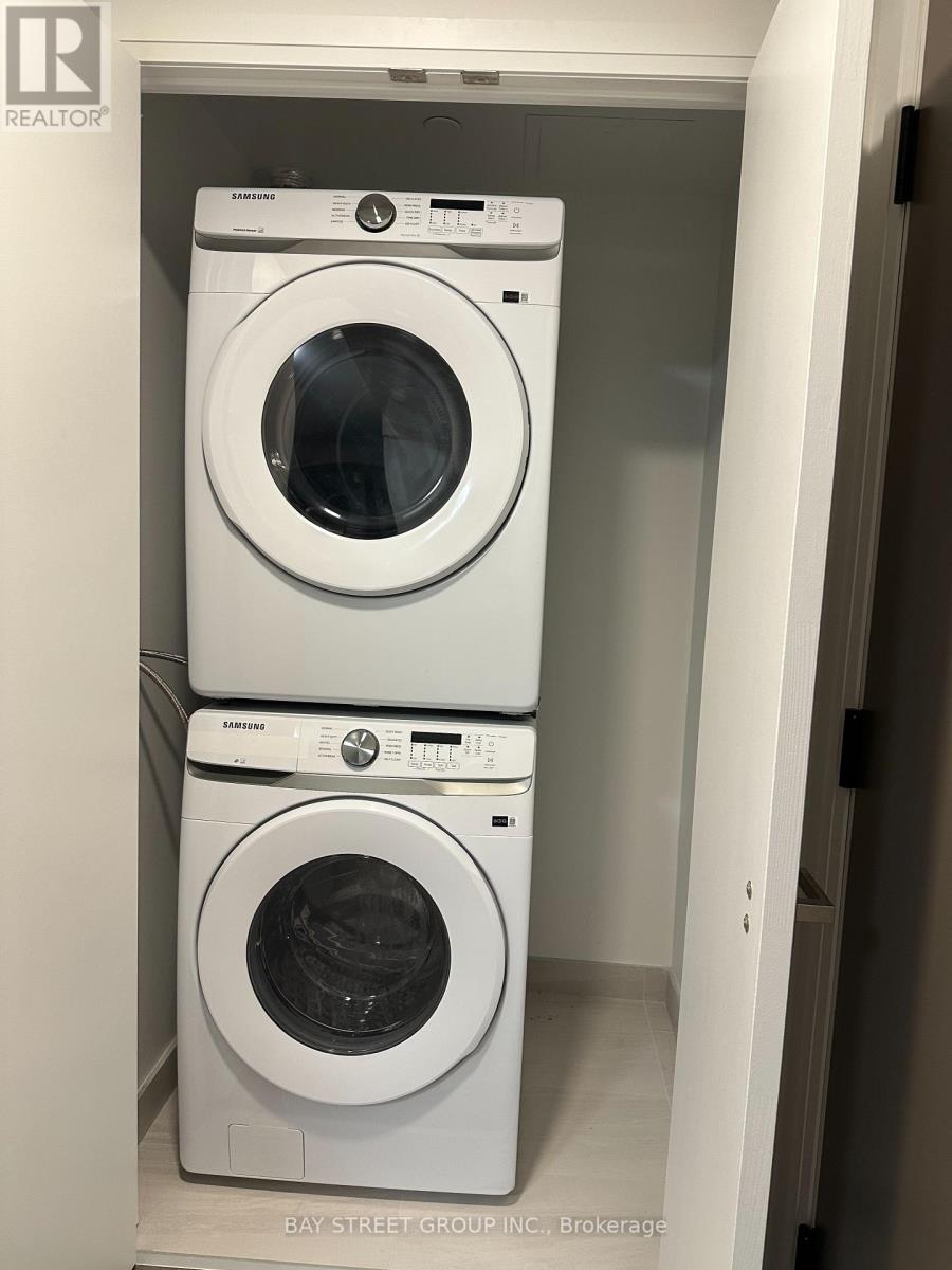 3211 - 4015 The Exchange Street, Mississauga, Ontario  L5B 0N9 - Photo 17 - W12561202