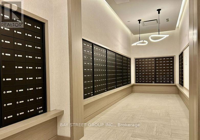 3211 - 4015 The Exchange Street, Mississauga, Ontario  L5B 0N9 - Photo 5 - W12561202