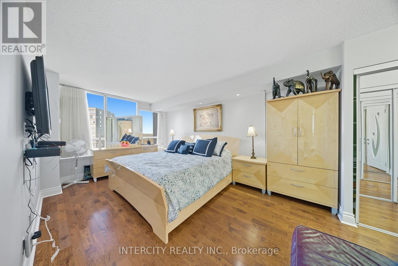 Ph208 - 81 Townsgate Drive, Vaughan, Ontario  L4J 8E6 - Photo 15 - N12563248