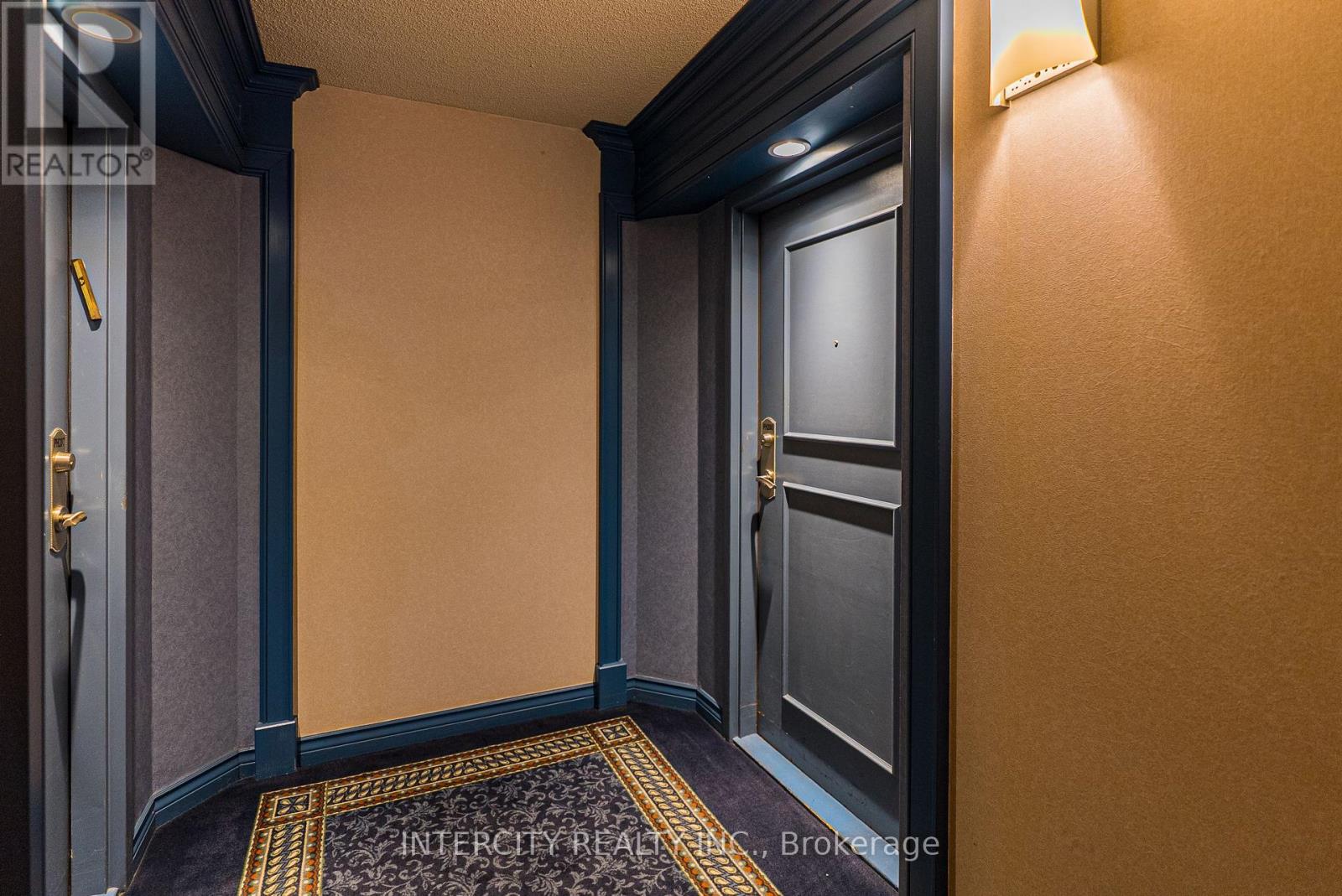 Ph208 - 81 Townsgate Drive, Vaughan, Ontario  L4J 8E6 - Photo 5 - N12563248