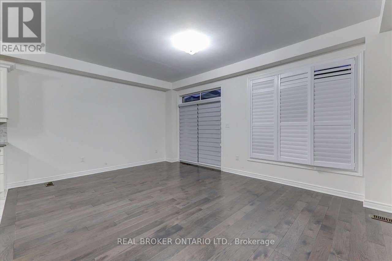 91 Titan Trail, Markham, Ontario  L3S 0E4 - Photo 8 - N12563254