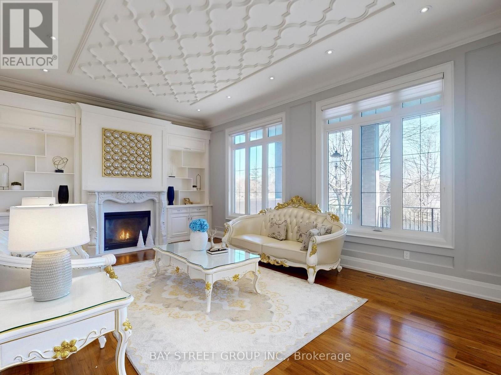 3 Claridge Drive, Richmond Hill, Ontario  L4C 6G8 - Photo 10 - N12563286