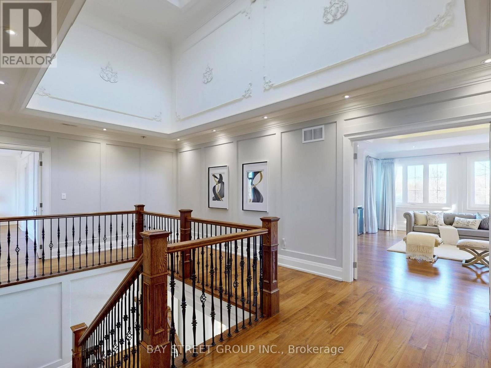 3 Claridge Drive, Richmond Hill, Ontario  L4C 6G8 - Photo 21 - N12563286