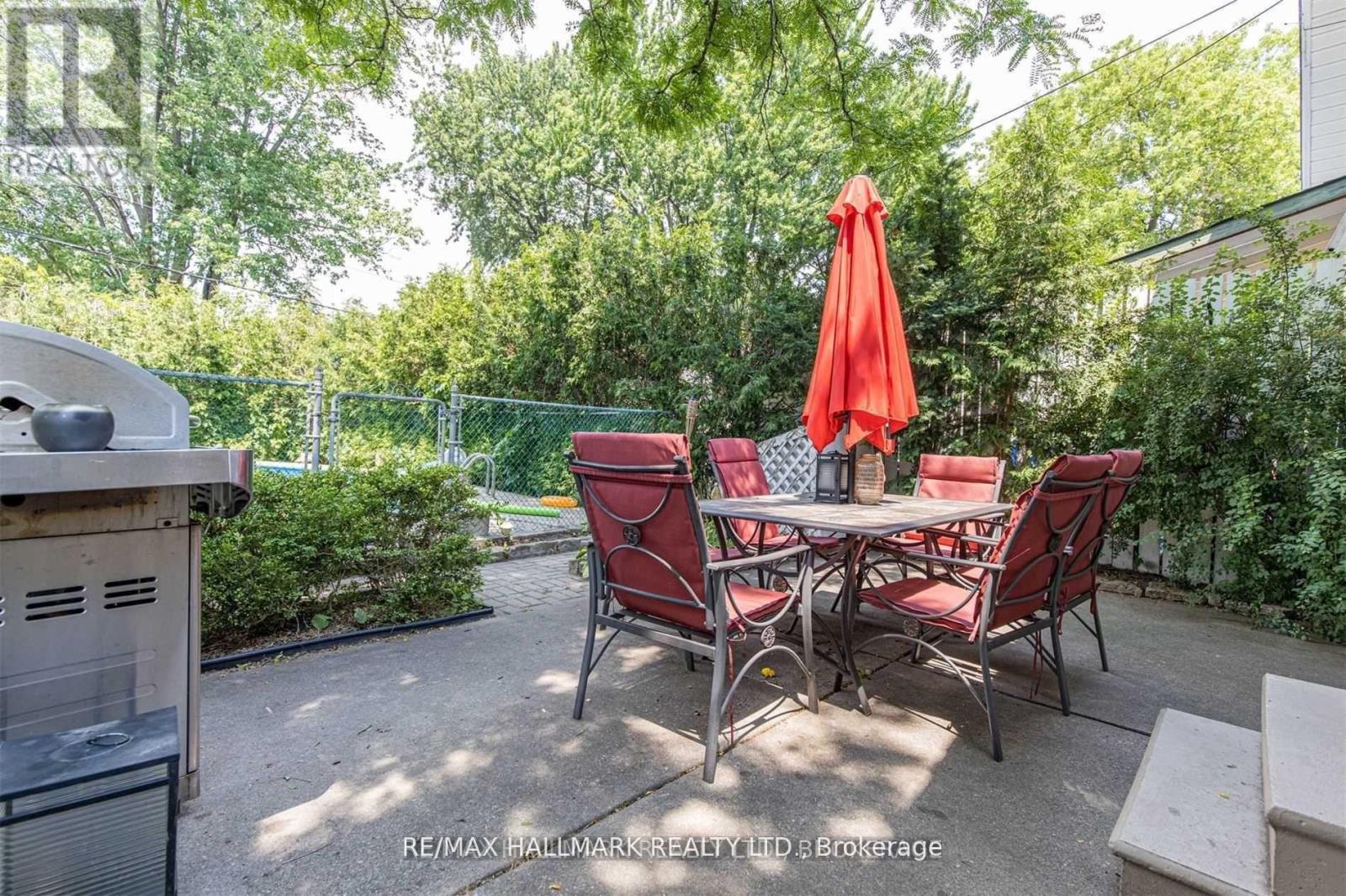 # Main - 283 Taylor Mills Drive N, Richmond Hill, Ontario  L4C 2T8 - Photo 18 - N12563304