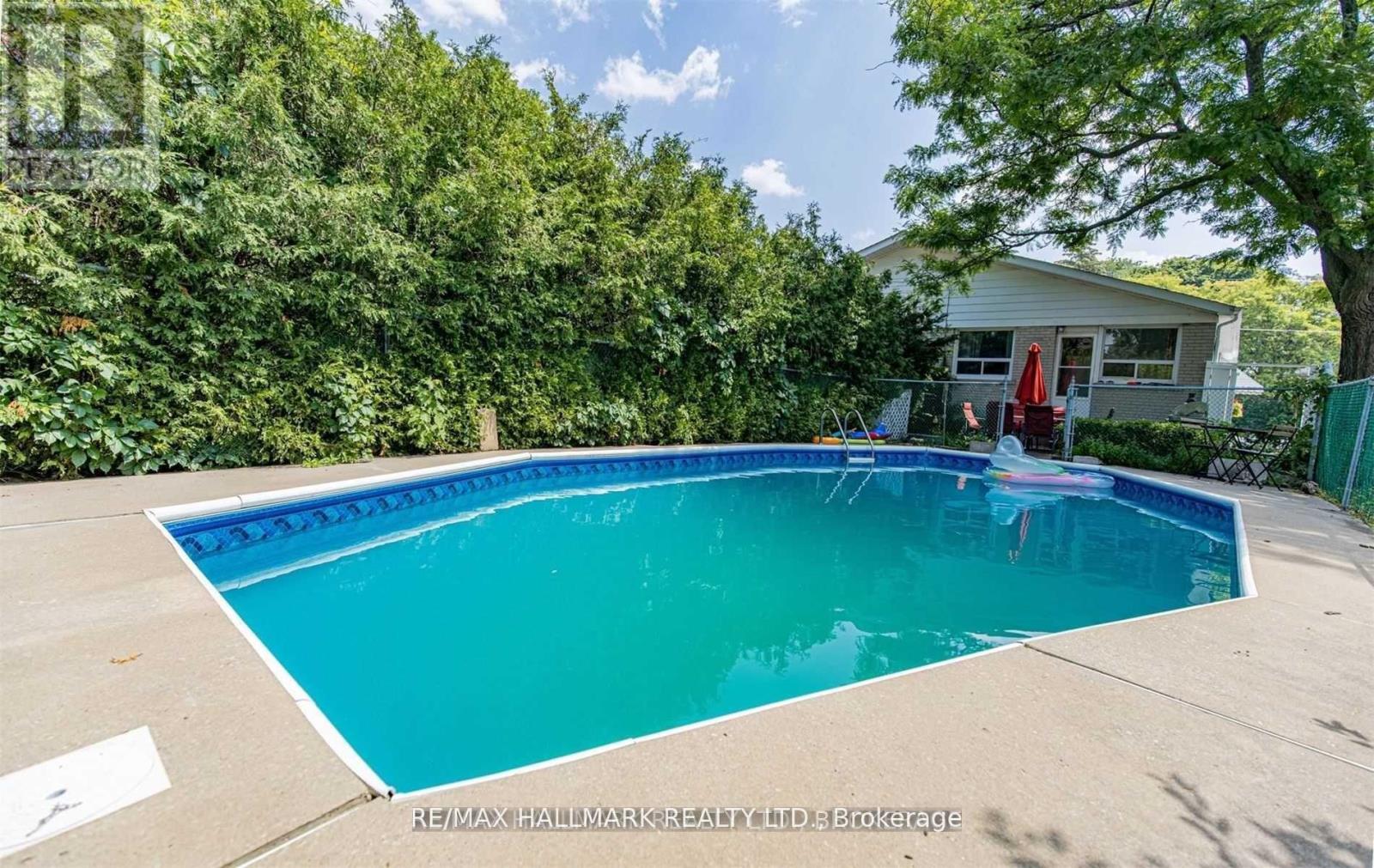 # Main - 283 Taylor Mills Drive N, Richmond Hill, Ontario  L4C 2T8 - Photo 20 - N12563304