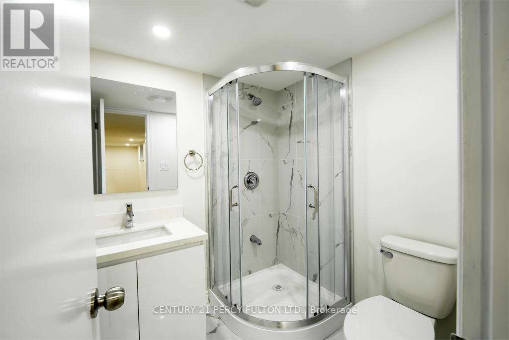 Bsmt #1 - 243 Ruggles Avenue, Richmond Hill, Ontario L4C 1Y6 - Photo 33 - N12563338