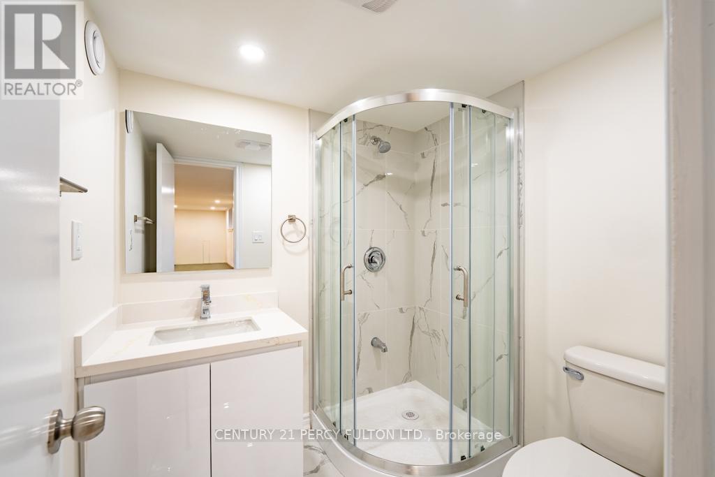 Bsmt #1 - 243 Ruggles Avenue, Richmond Hill, Ontario L4C 1Y6 - Photo 34 - N12563338