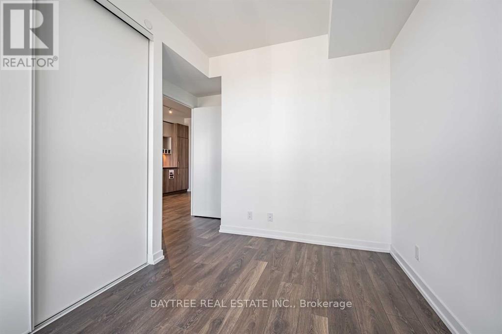 3910 - 950 Portage Parkway, Vaughan, Ontario  L4K 0J7 - Photo 13 - N12563370