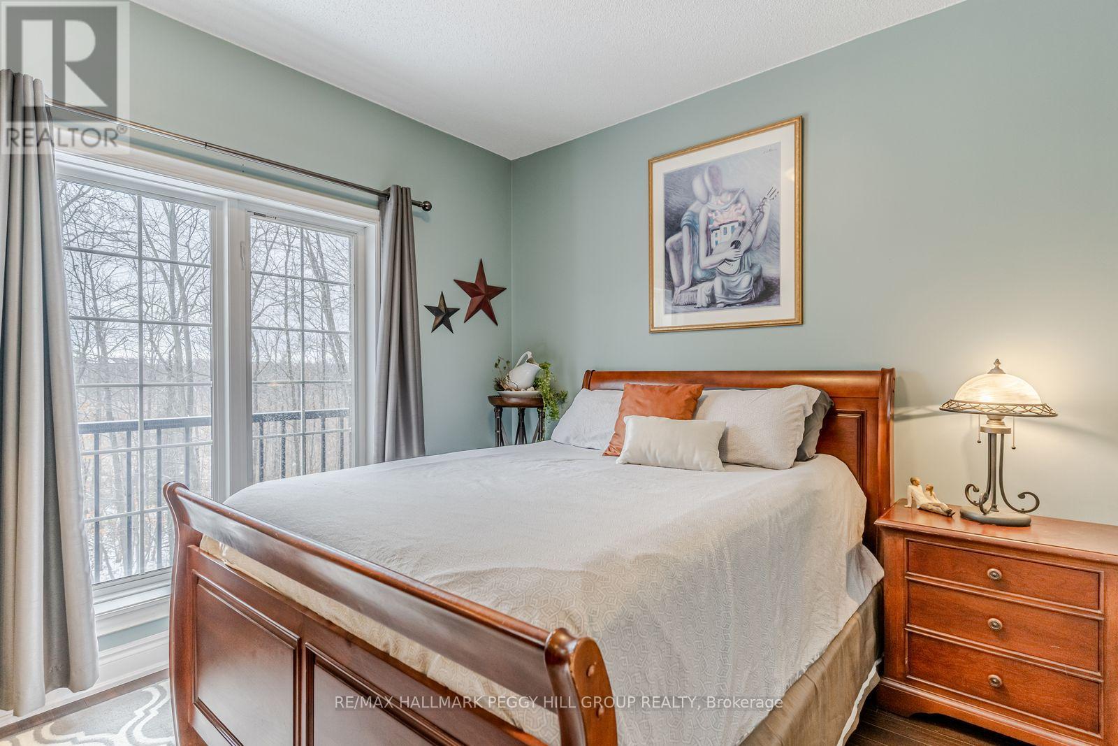 212 - 44 Ferndale Drive S, Barrie (Ardagh), Ontario  L4N 2V1 - Photo 8 - S12563258