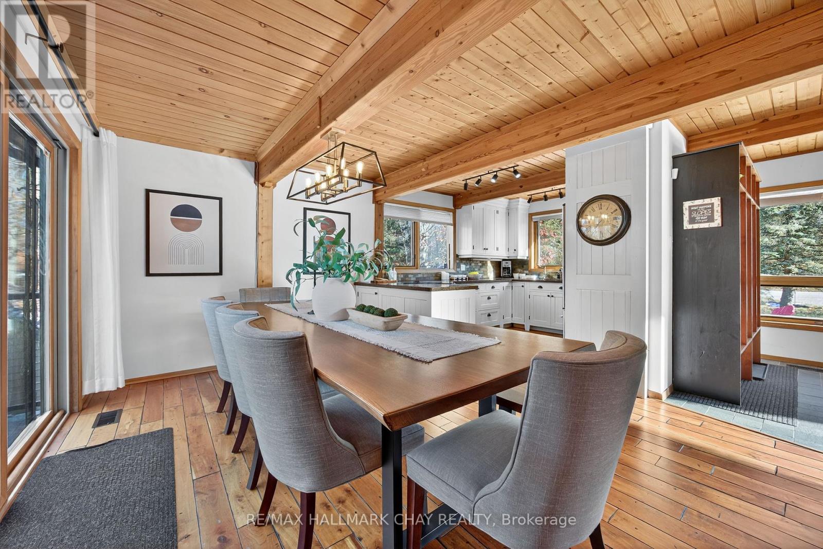 37 Pine Ridge Trail, Oro-Medonte (Horseshoe Valley), Ontario  L4M 4Y8 - Photo 15 - S12563374