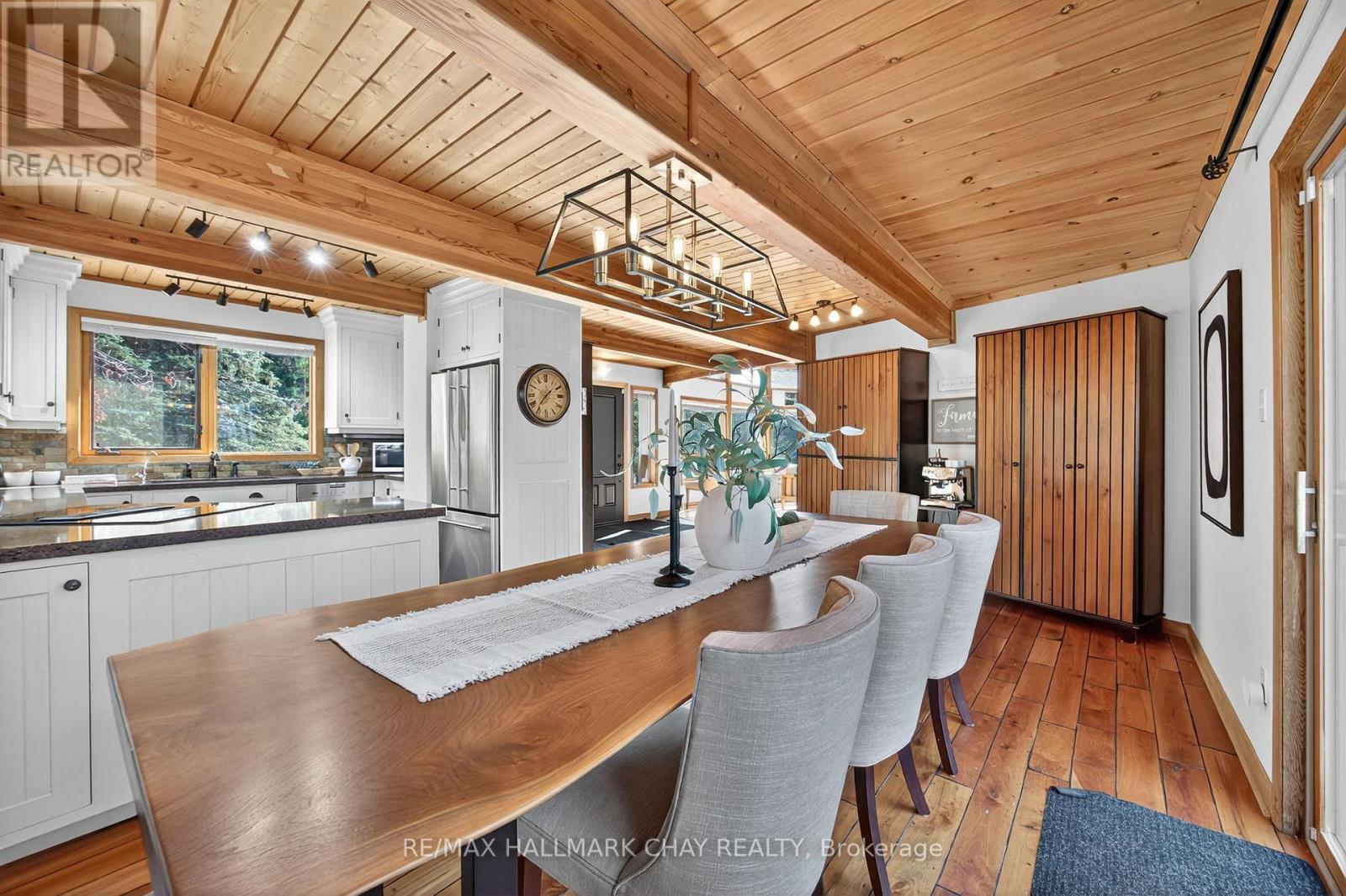 37 Pine Ridge Trail, Oro-Medonte (Horseshoe Valley), Ontario  L4M 4Y8 - Photo 16 - S12563374