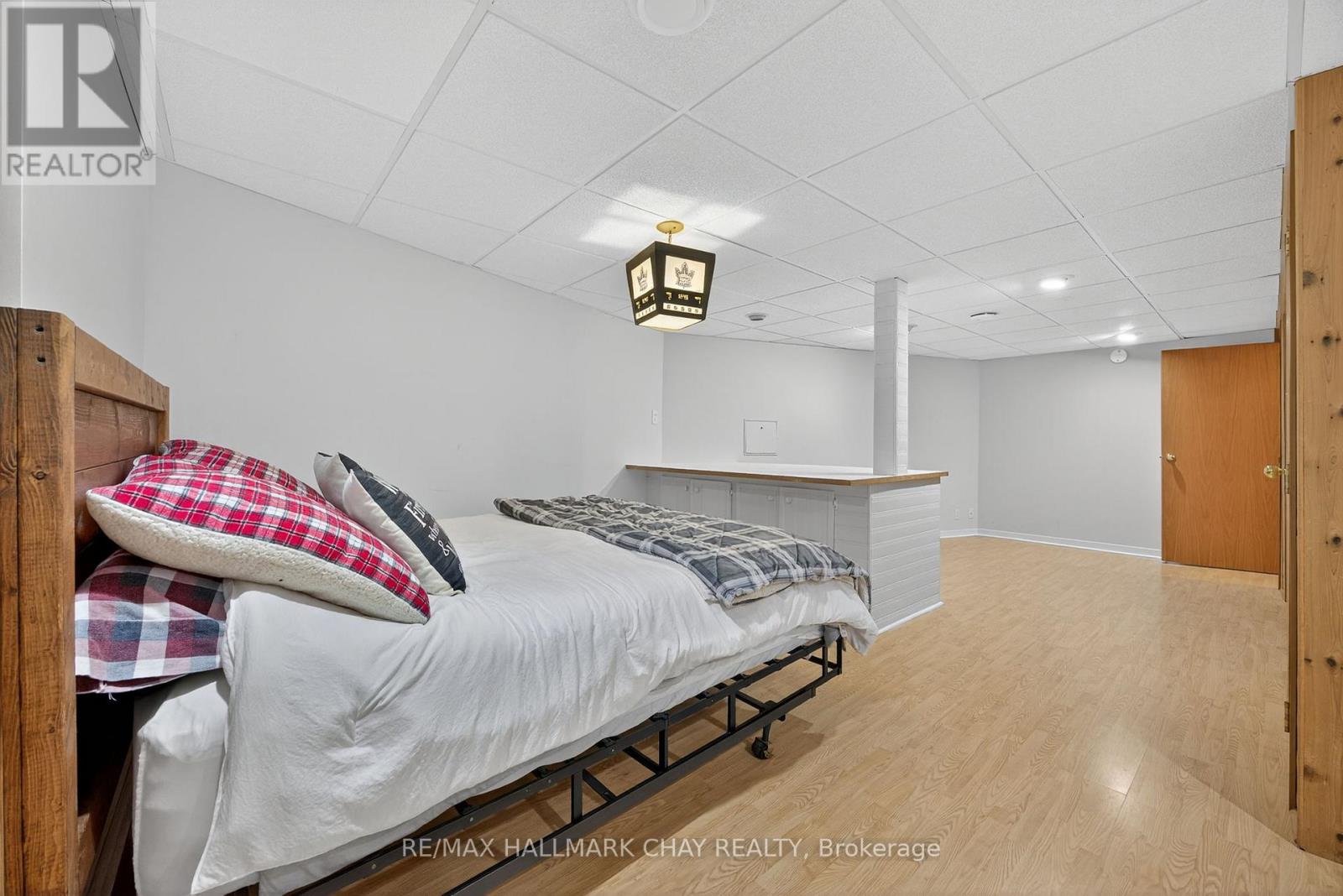 37 Pine Ridge Trail, Oro-Medonte (Horseshoe Valley), Ontario  L4M 4Y8 - Photo 33 - S12563374