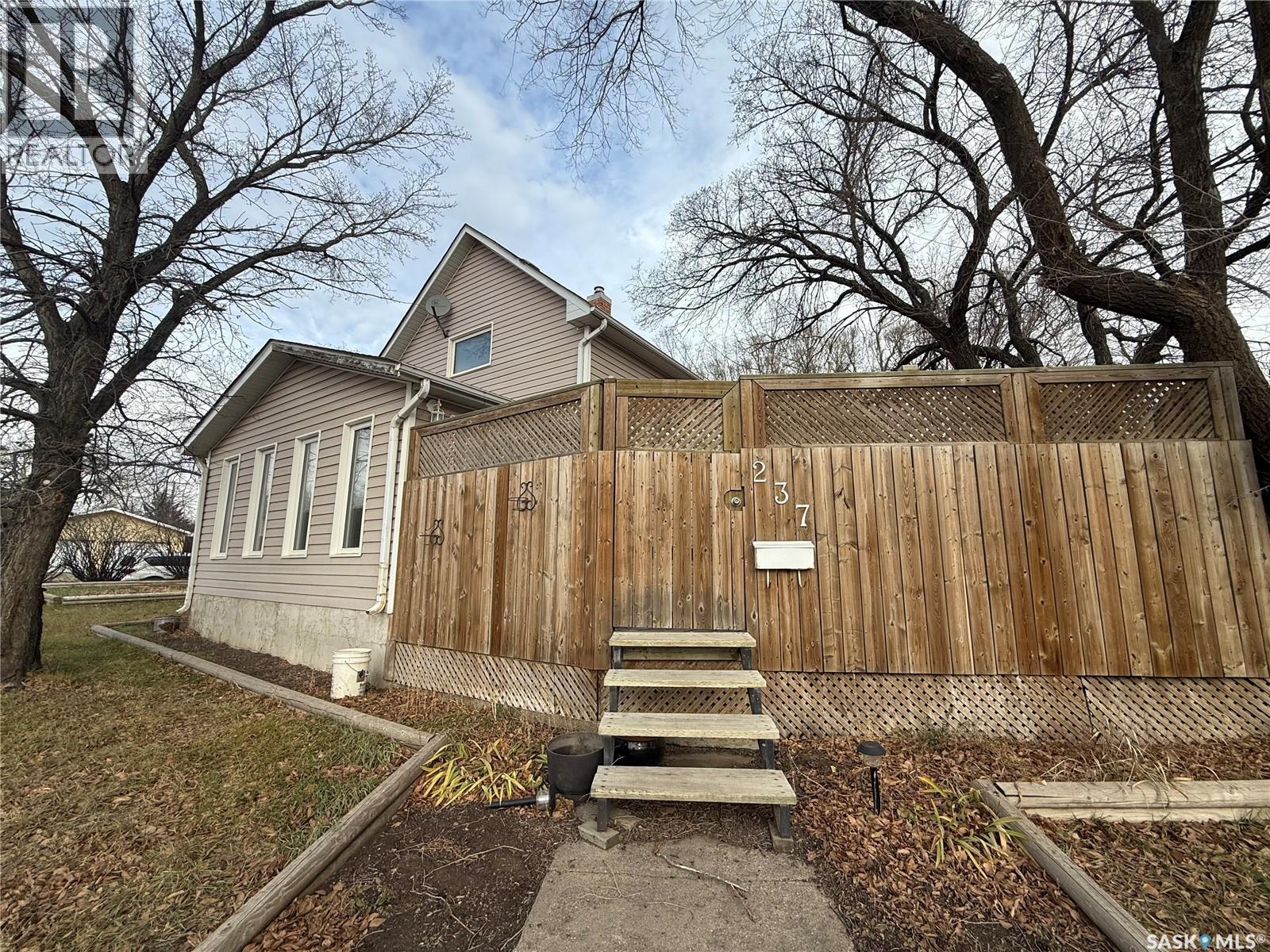 237 Perkins STREET, estevan, Saskatchewan