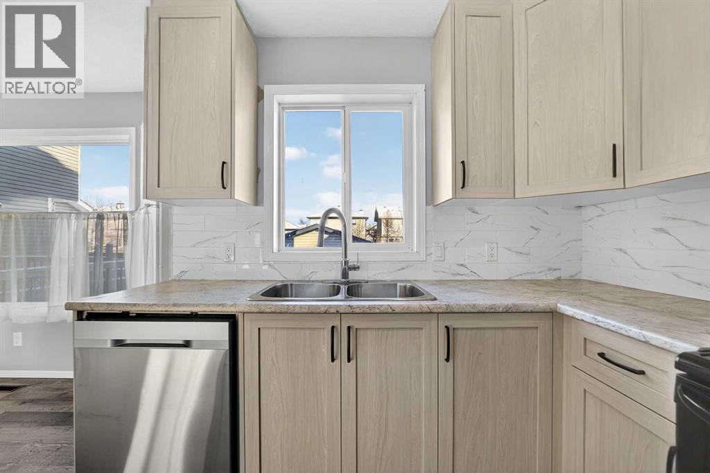 42 Creek Springs Road Nw, Airdrie, Alberta  T4B 2V5 - Photo 6 - A2270897