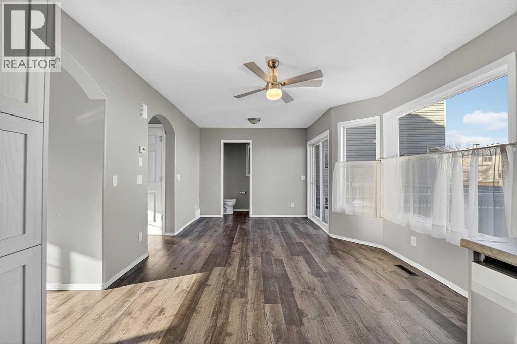 42 Creek Springs Road Nw, Airdrie, Alberta  T4B 2V5 - Photo 7 - A2270897