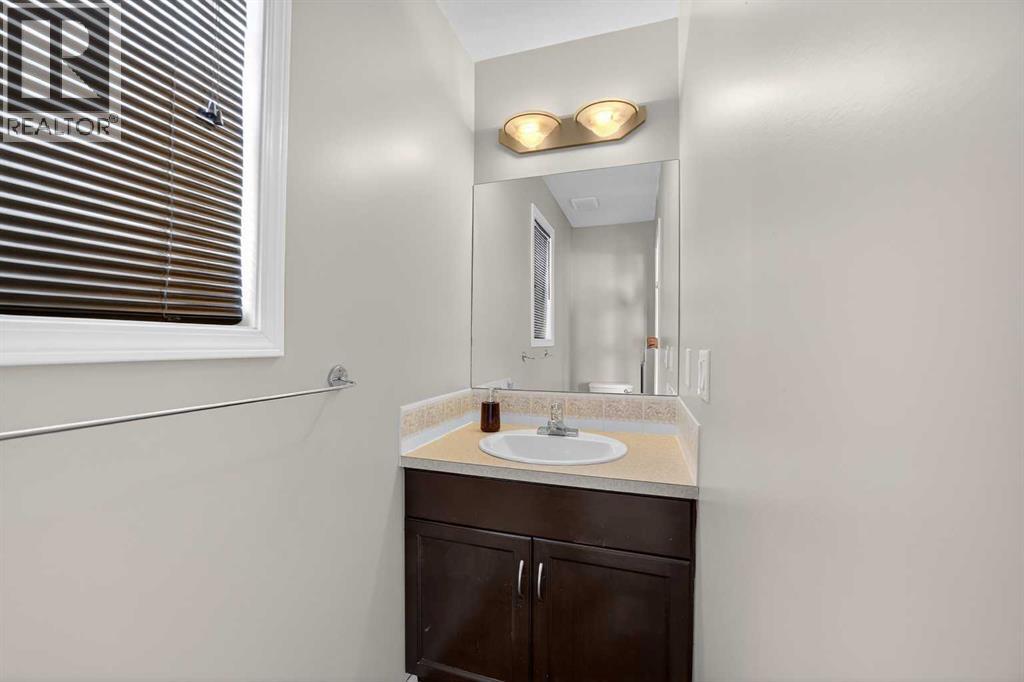 42 Creek Springs Road Nw, Airdrie, Alberta  T4B 2V5 - Photo 9 - A2270897