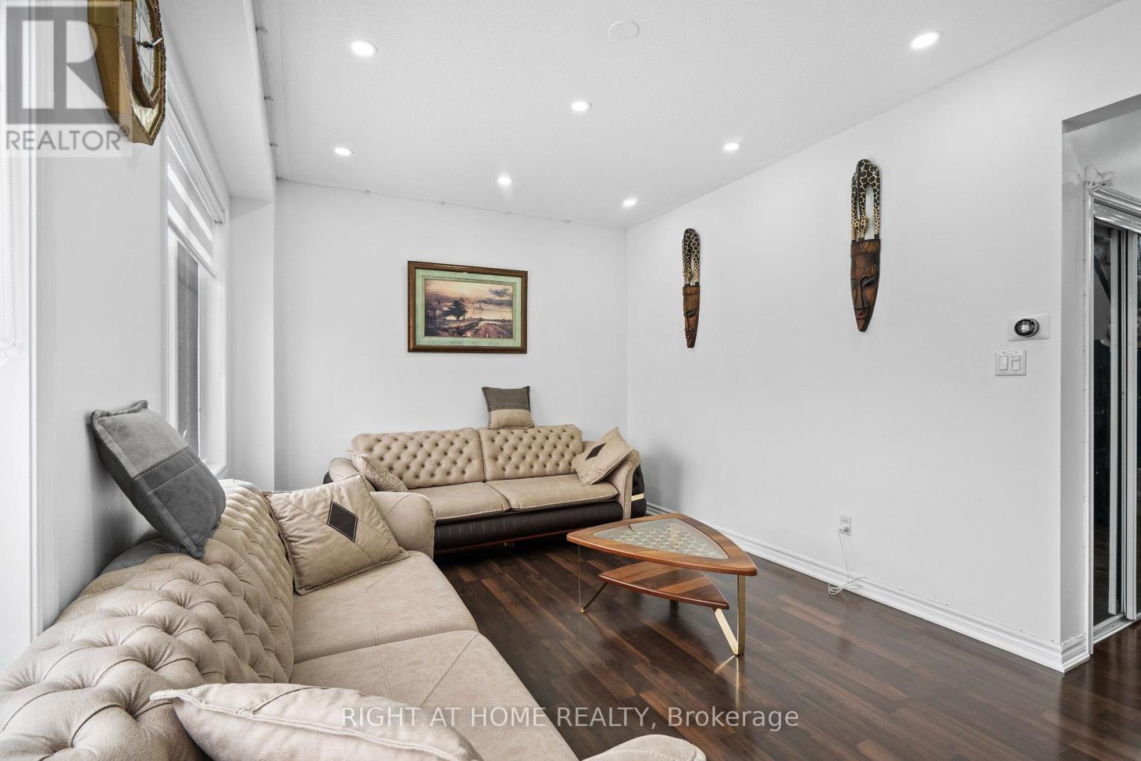 9 Magdalene Crescent, Brampton, Ontario  L6Z 0G9 - Photo 19 - W12563268