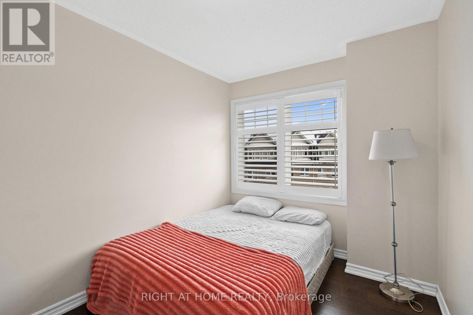 9 Magdalene Crescent, Brampton, Ontario  L6Z 0G9 - Photo 23 - W12563268