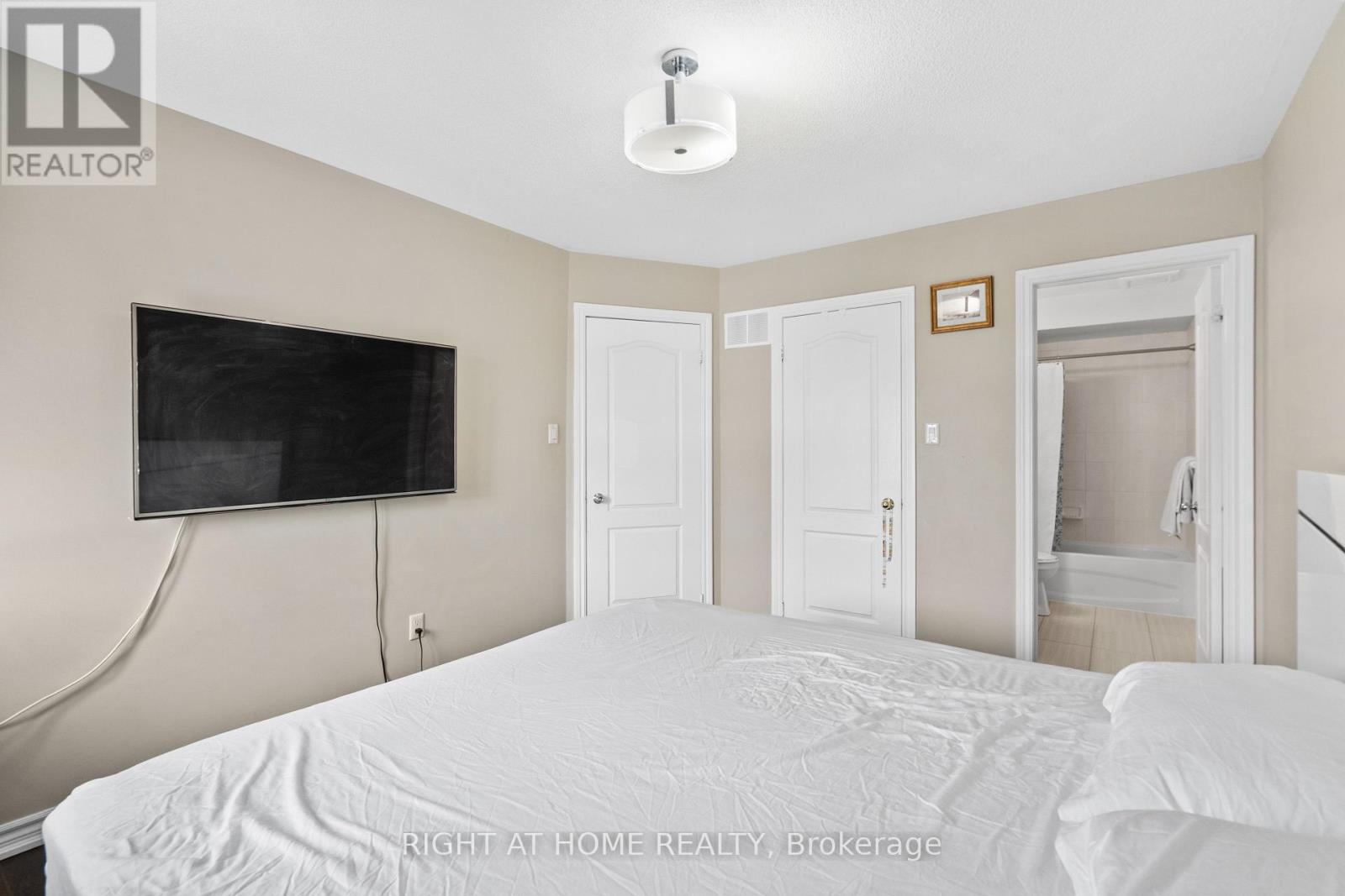 9 Magdalene Crescent, Brampton, Ontario  L6Z 0G9 - Photo 30 - W12563268