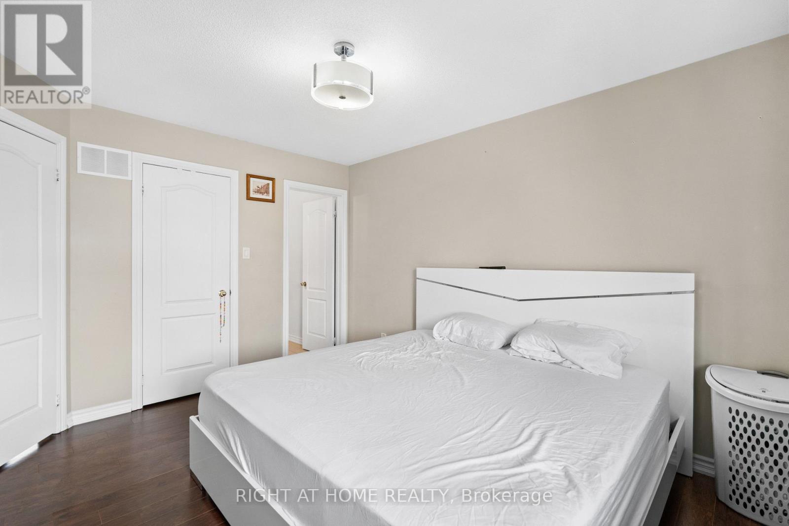 9 Magdalene Crescent, Brampton, Ontario  L6Z 0G9 - Photo 31 - W12563268