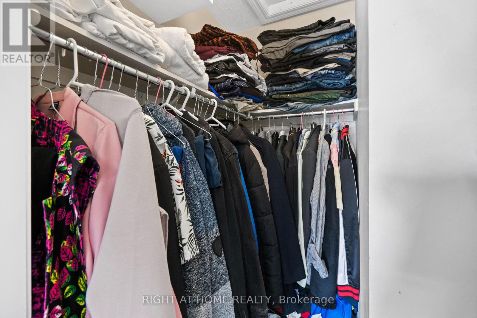 9 Magdalene Crescent, Brampton, Ontario  L6Z 0G9 - Photo 35 - W12563268