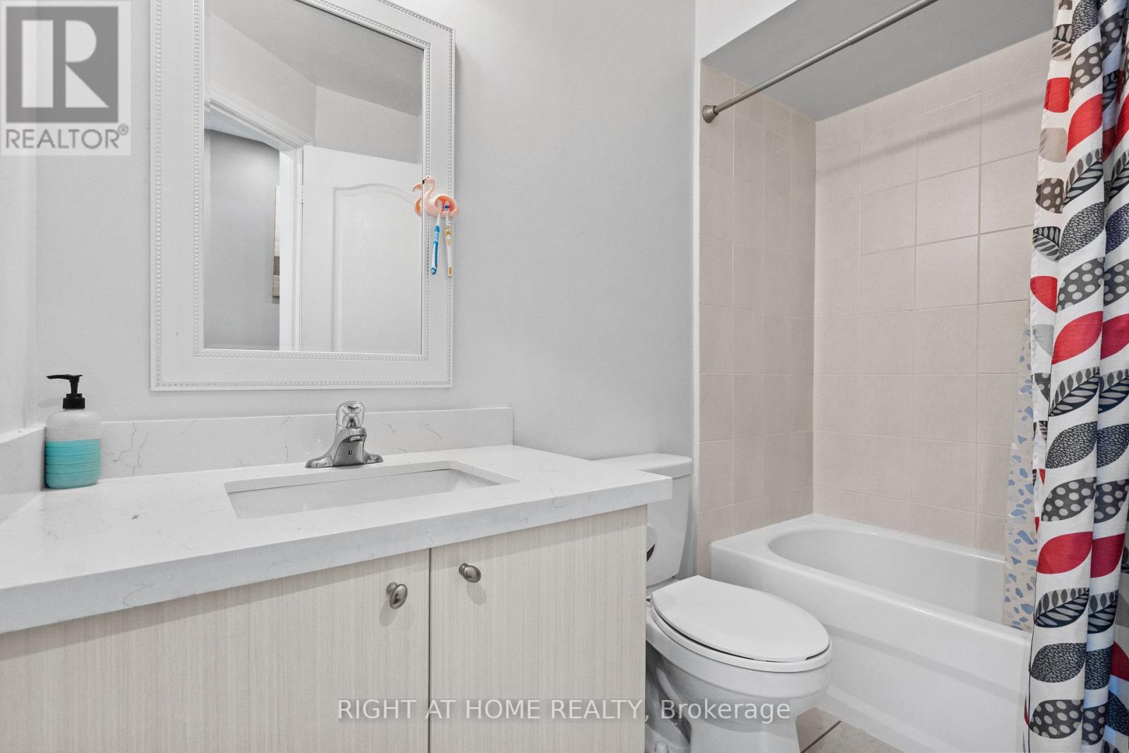 9 Magdalene Crescent, Brampton, Ontario  L6Z 0G9 - Photo 45 - W12563268