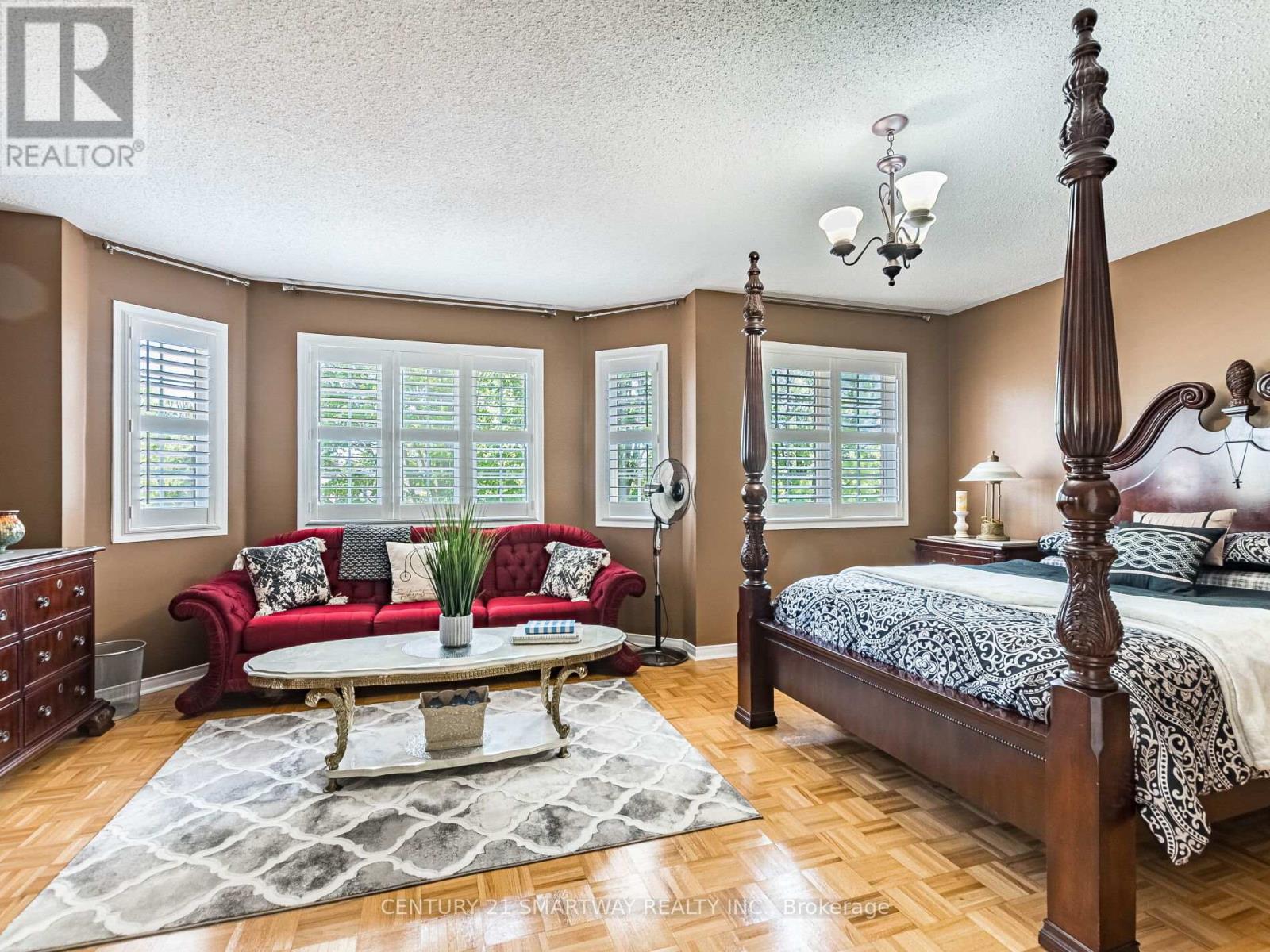 38 Bottlebrush Drive, Brampton, Ontario  L6R 2Z5 - Photo 18 - W12563270