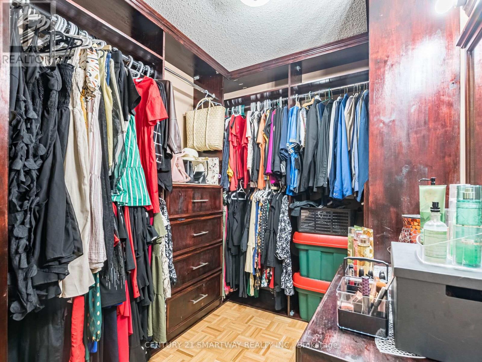 38 Bottlebrush Drive, Brampton, Ontario  L6R 2Z5 - Photo 23 - W12563270