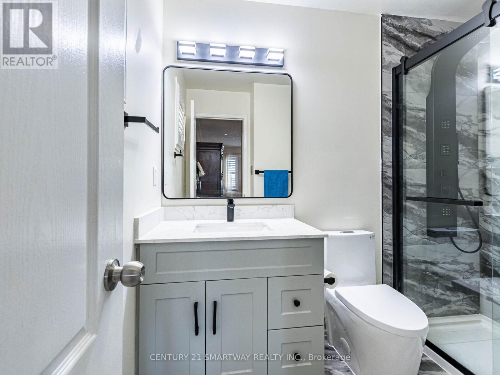 38 Bottlebrush Drive, Brampton, Ontario  L6R 2Z5 - Photo 33 - W12563270