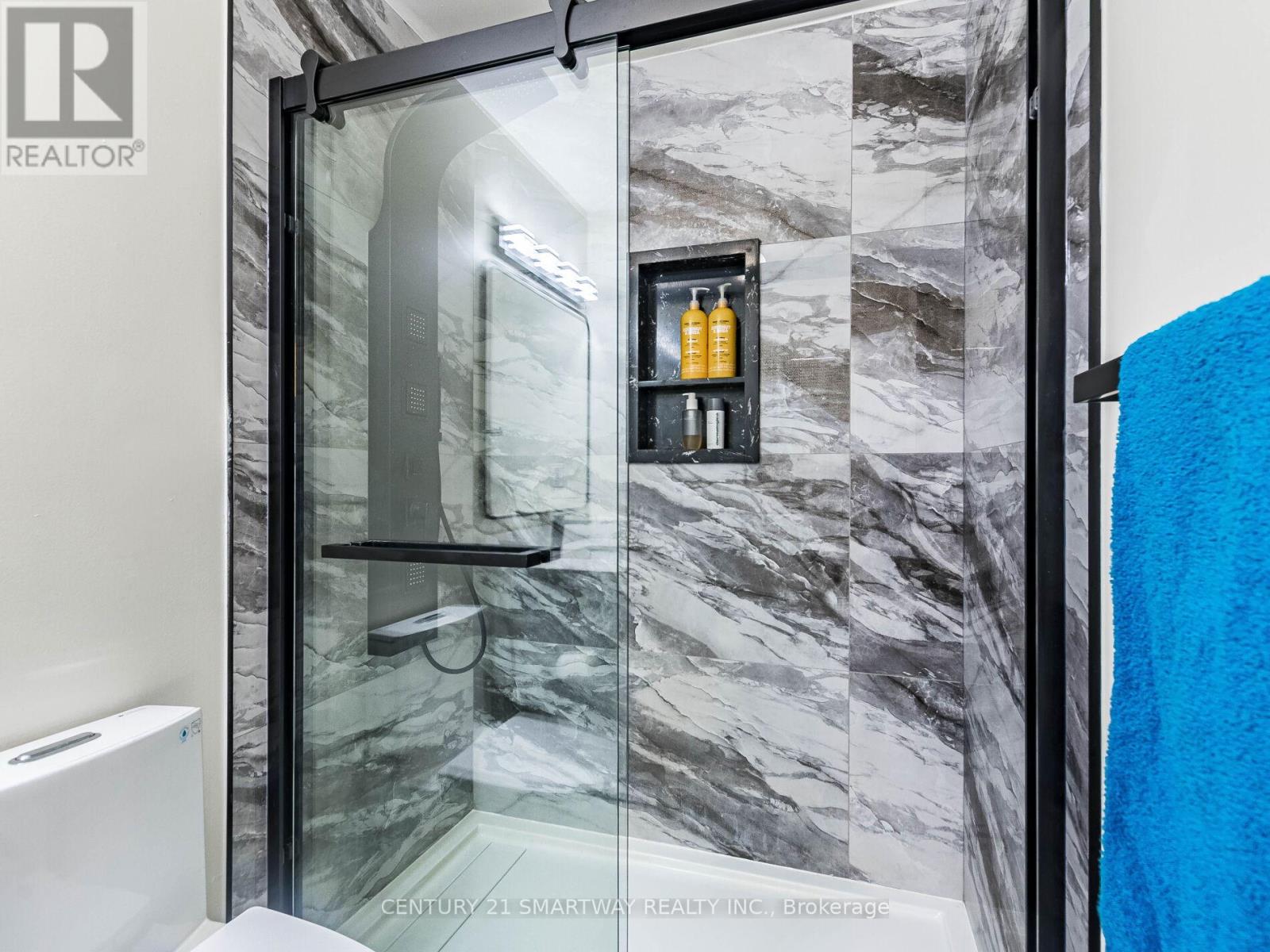 38 Bottlebrush Drive, Brampton, Ontario  L6R 2Z5 - Photo 34 - W12563270