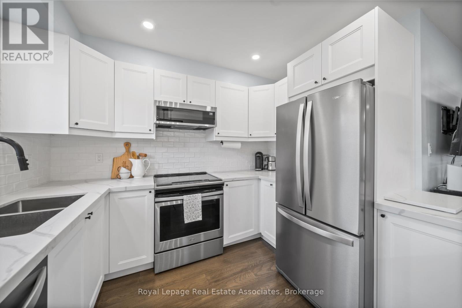 7276 Lowville Heights, Mississauga, Ontario  L5N 8L4 - Photo 5 - W12563298