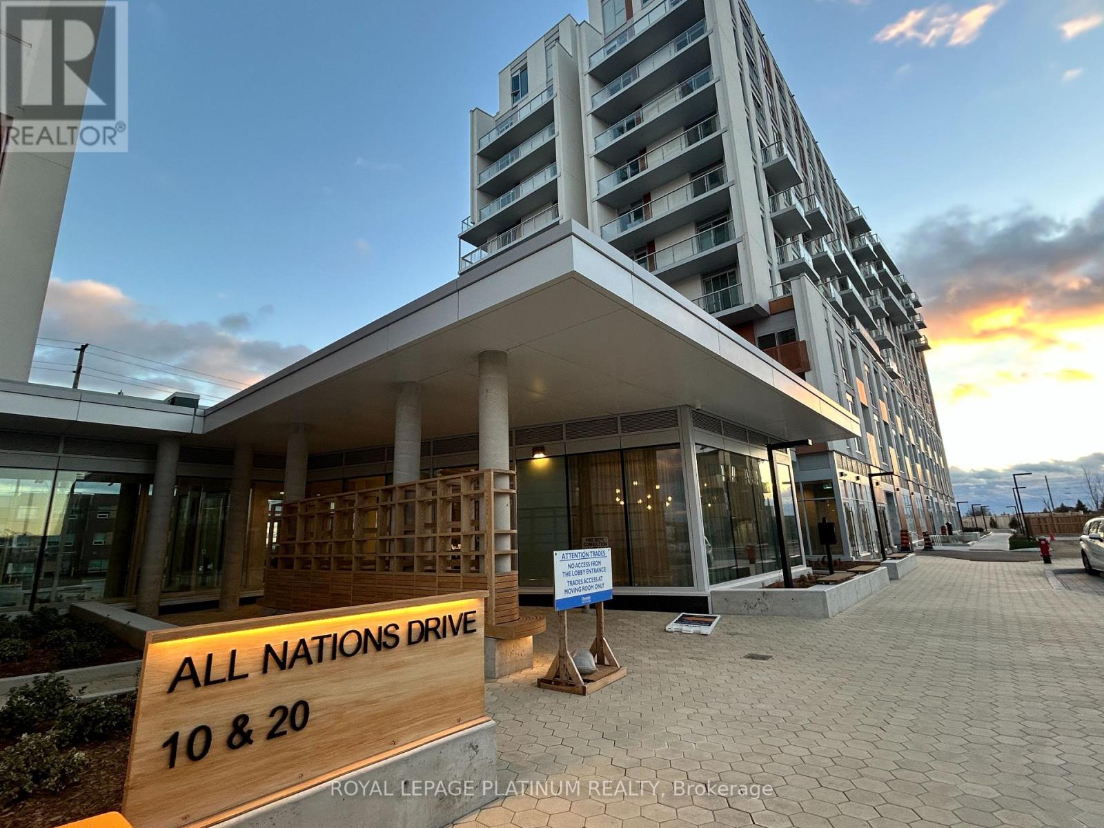 20 All Nations Drive, Brampton, Ontario  L6W 3W8 - Photo 7 - W12563308