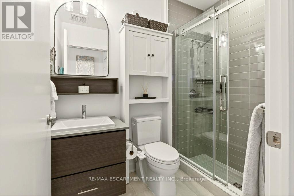 616 - 320 Plains Road E, Burlington, Ontario  L7T 0C1 - Photo 24 - W12563322