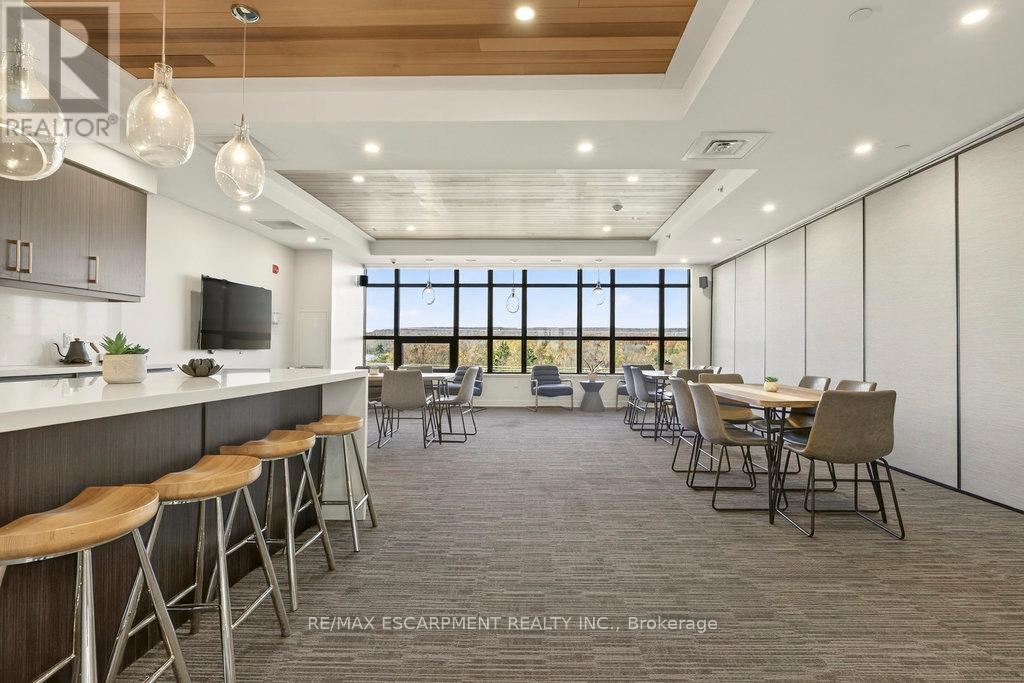 616 - 320 Plains Road E, Burlington, Ontario  L7T 0C1 - Photo 34 - W12563322