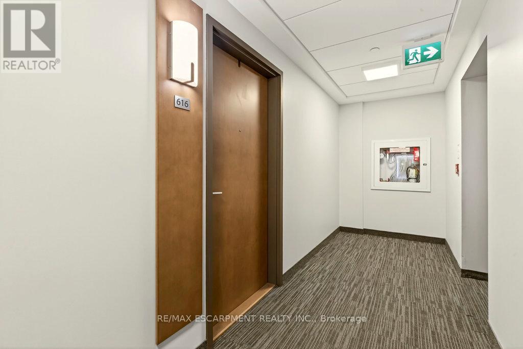 616 - 320 Plains Road E, Burlington, Ontario  L7T 0C1 - Photo 8 - W12563322