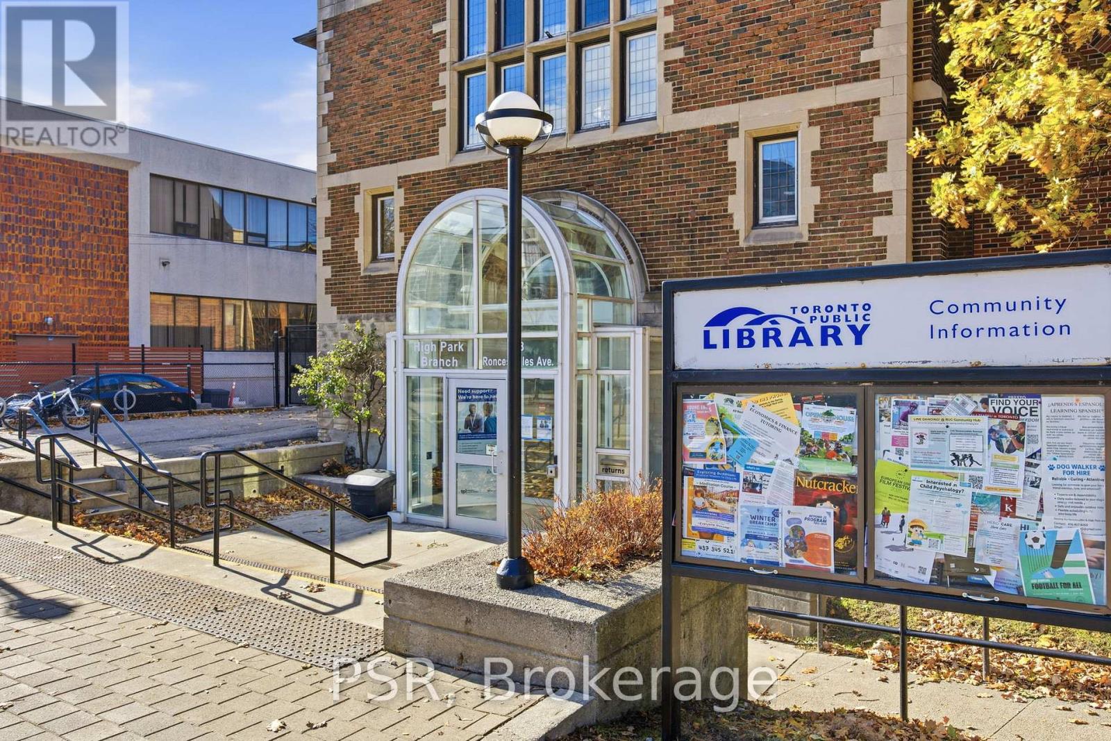 1 - 197 Roncesvalles Avenue, Toronto, Ontario  M6R 2L5 - Photo 16 - W12563360