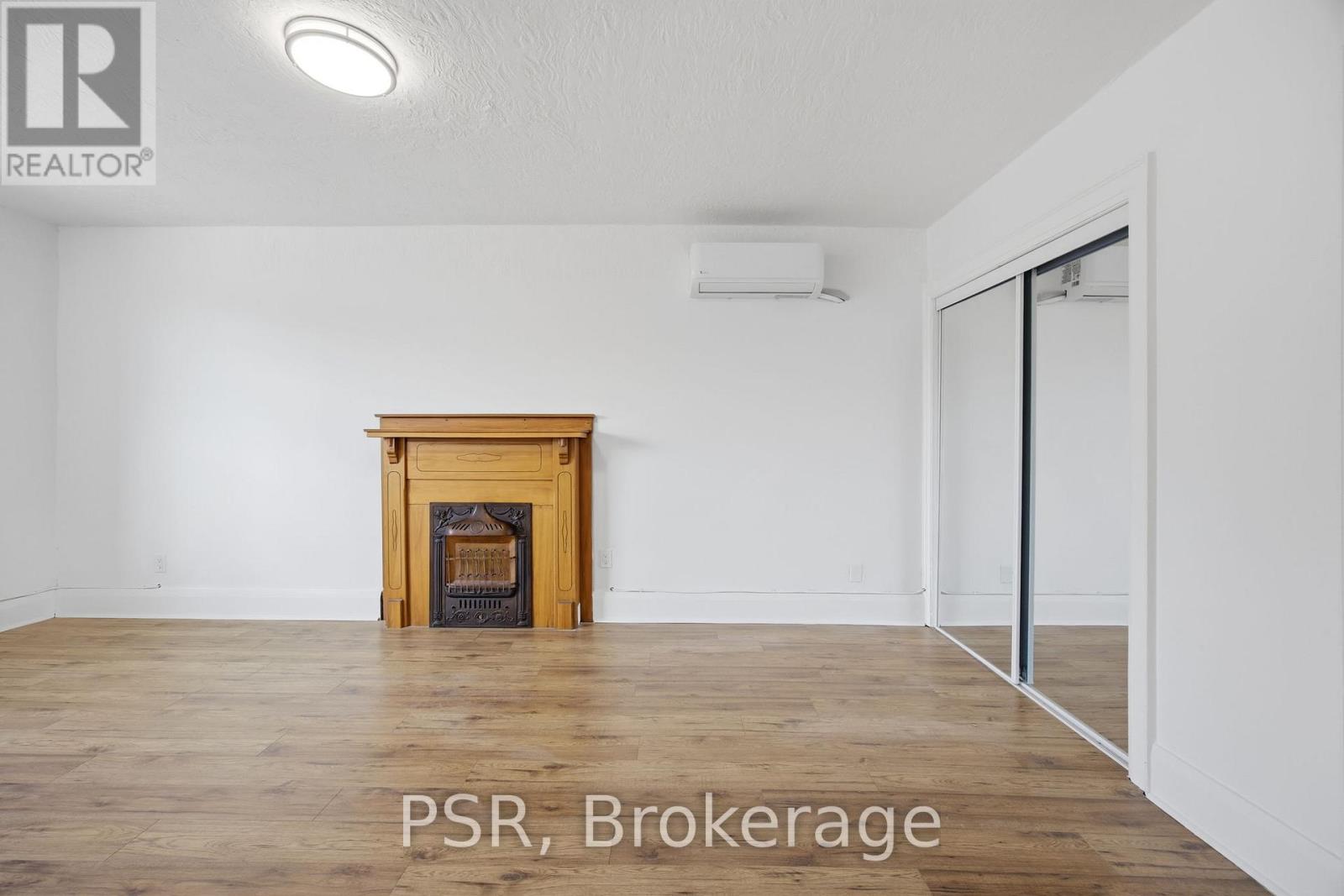 1 - 197 Roncesvalles Avenue, Toronto, Ontario  M6R 2L5 - Photo 5 - W12563360